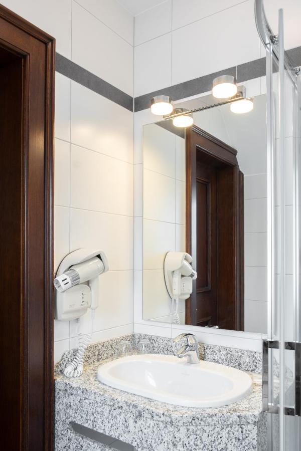 Hotel Au Heimbach Lembach Dış mekan fotoğraf